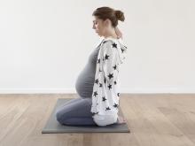 תנוחה נהדרת להריון על מנת לאפשר שמירה על כפות רגליים גגמישות וחיוניות עם זרימת דם תקינה אליהן, תוך שמירה על גמישות חגורת הכתפיים ובית החזה פתוח. תנוחה זו מאפשרת מרחב תנועה ונשימה. 